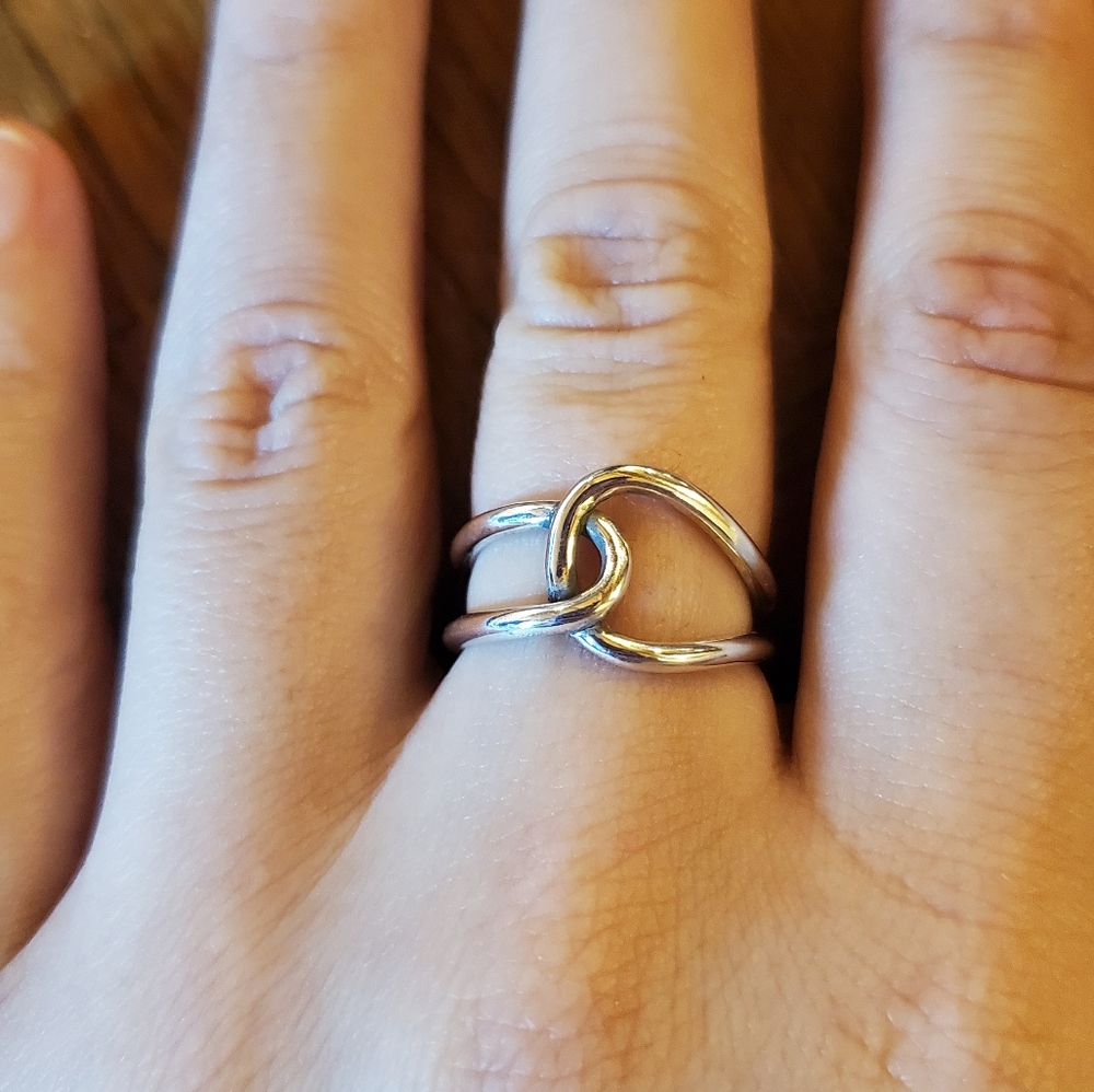 Nwot Silver Loop Ring - image 6